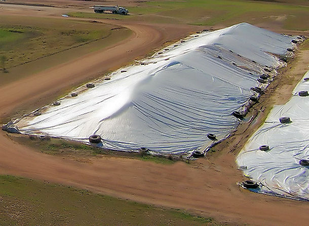 How to Choose the Right Grain Bunker Tarps for Your Needs